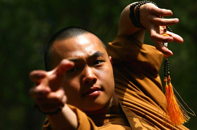 Zamyšlení a soustředěný výraz k čínským bojovým uměním zkrátka patří